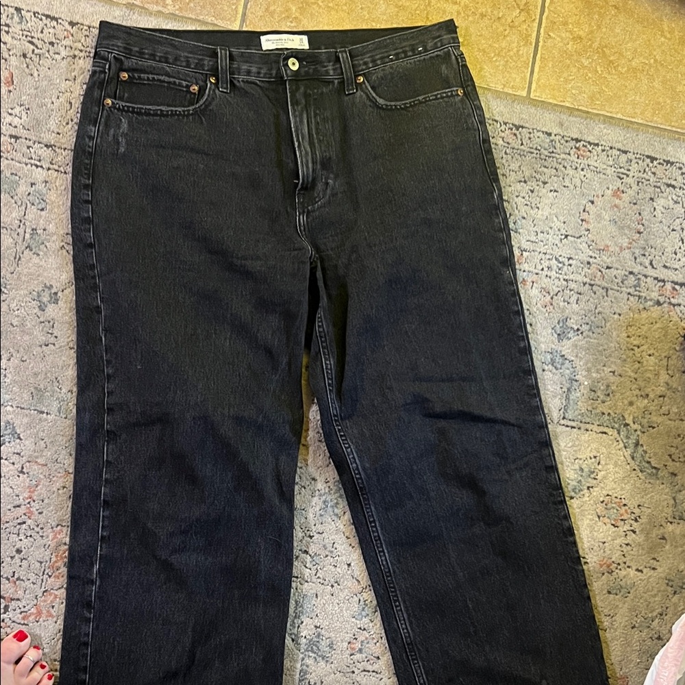 Abercrombie & Fitch Men's Dark Jeans